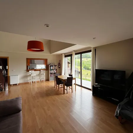 Espaciosa Con Vistas Feriehus Villaviciosa (Asturias)